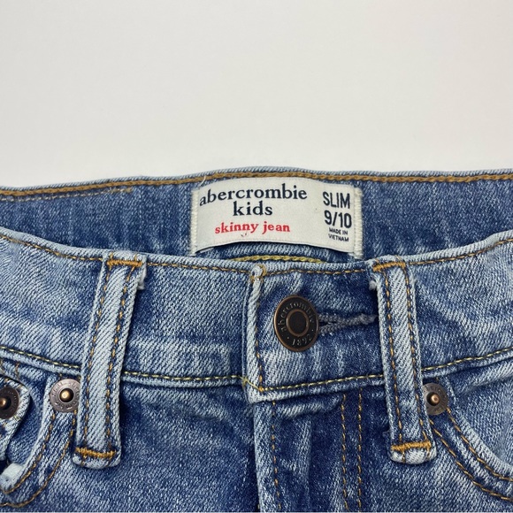 Abercrombie Jeans - Picture 2 of 6